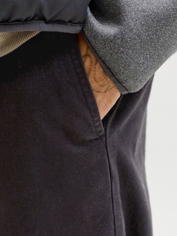 Tapered Pantaloni 'JPSTGORDON DYLAN' di JACK & JONES in nero