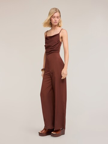 MOTIVI - Jumpsuit en marrón