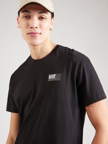 EA7 Emporio Armani - Camiseta en negro