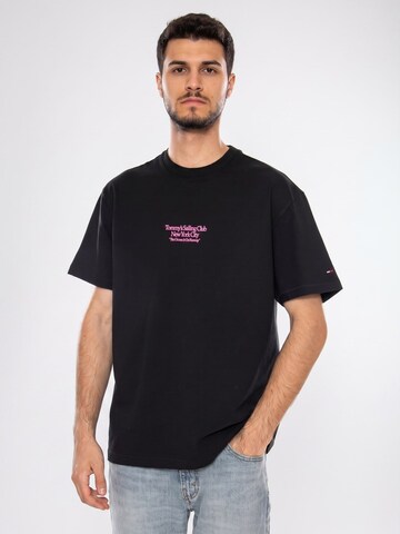TOMMY HILFIGER Koszulka 'TJM RLX SAILBOAT SS TEE BLACK' w kolorze czarny: przód