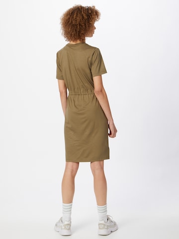 Rochie de la Superdry pe verde