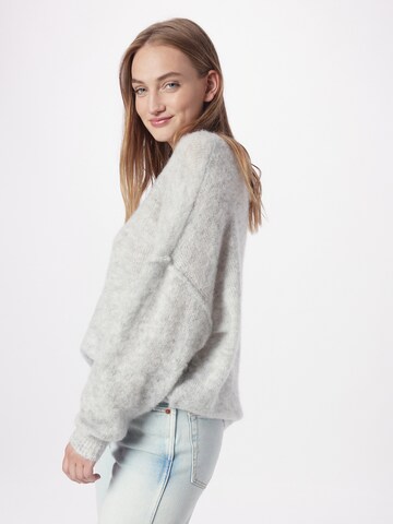 Pull-over 'YANBAY' AMERICAN VINTAGE en gris