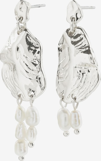 Pilgrim Boucles d'oreilles 'Bloom' en argent / blanc perle, Vue avec produit