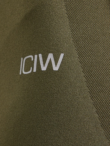 Skinny Pantalon de sport ICANIWILL en vert