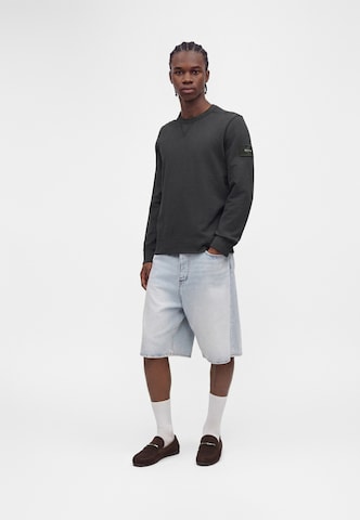 Calvin Klein Jeans Sweatshirt in Grijs