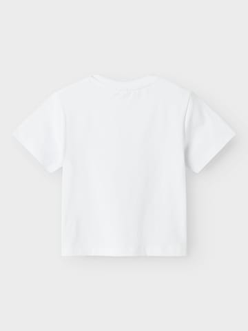 NAME IT Μπλουζάκι σε λευκό