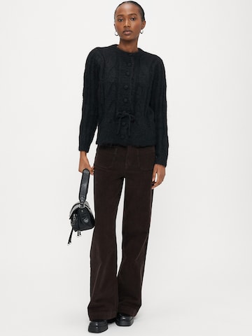 Vero Moda Petite Knit cardigan 'VMLISA' in Black