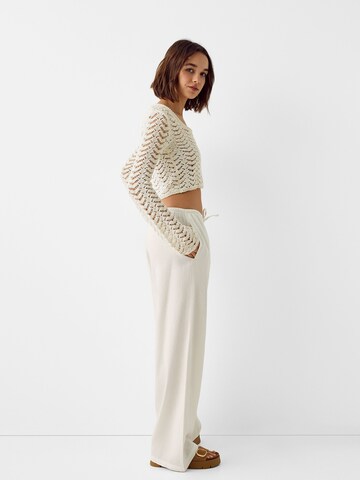 Bershka Pullover in Beige