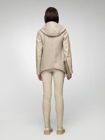 Giacca invernale 'Cloudy' di VESPUCCI BY VSP in beige