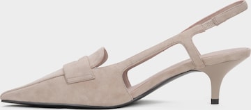 Estro Slingback Pumps '2547-1100' in Beige: front