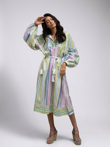 Robe 'Robe Longue Veronica' Miss June en mélange de couleurs