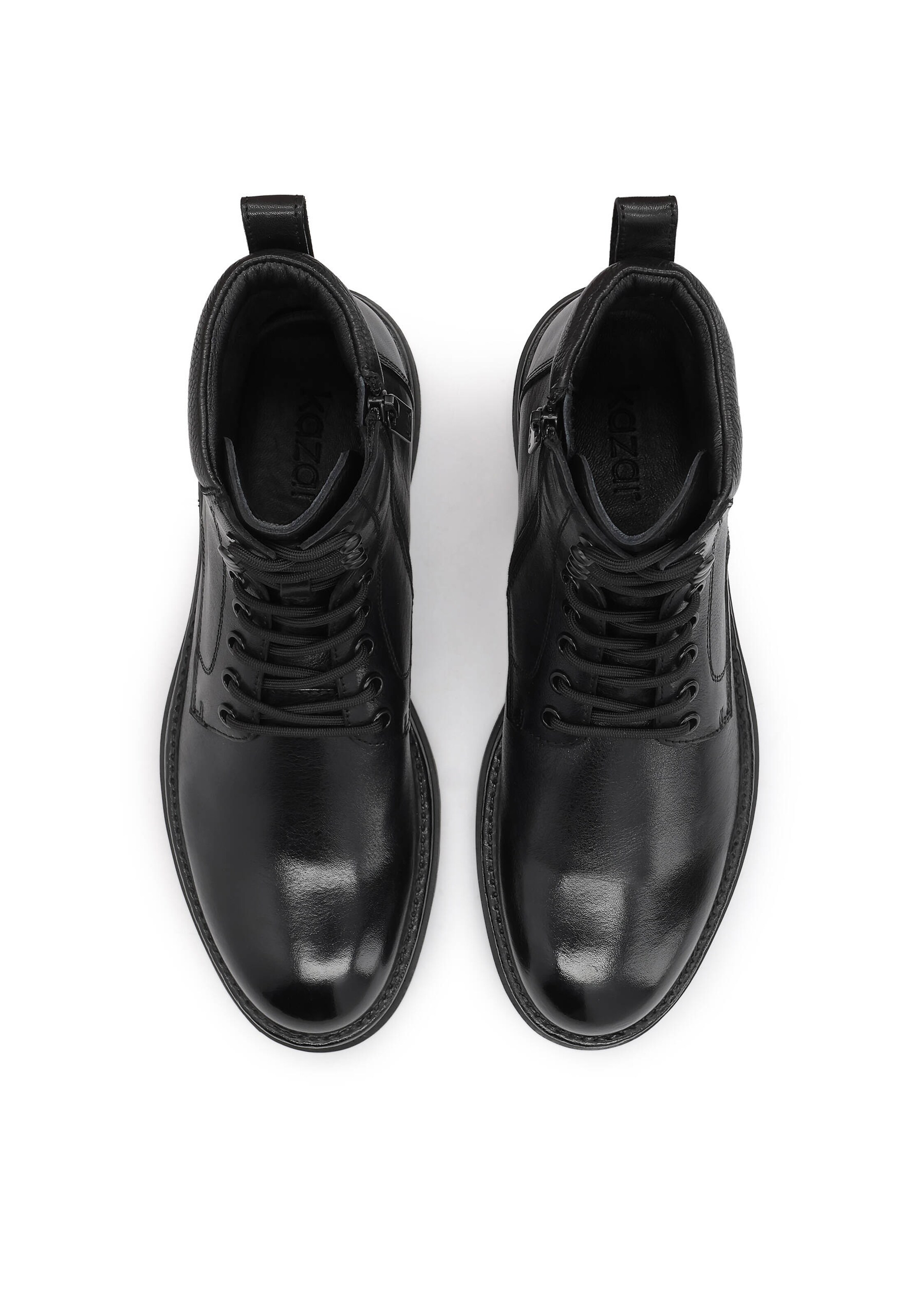 Boots stringati di Kazar in nero