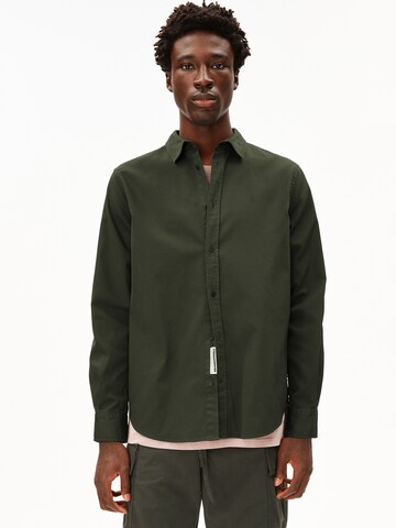 ARMEDANGELS Comfort Fit Longsleeve GIAALO OVERSHIRT in Grün: Vorderseite
