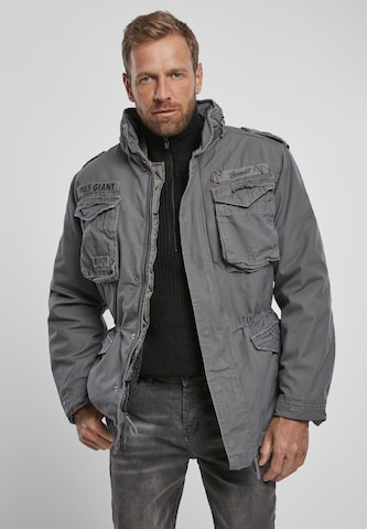 Brandit Демисезонная куртка 'Giant' в Серый: спереди