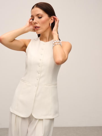 ORIMEI by Victoria Swarovski Жилет от костюма в Белый: спереди