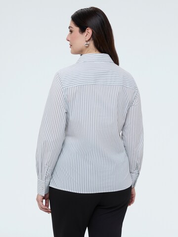 Chemisier Fiorella Rubino en gris