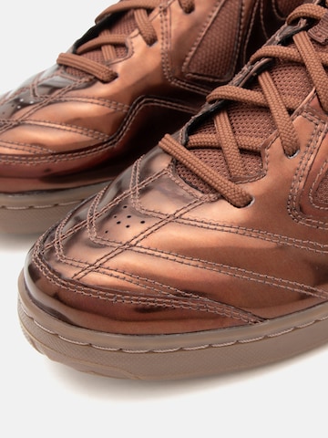 Nike Sportswear - Zapatillas deportivas bajas 'Gato LV8' en marrón