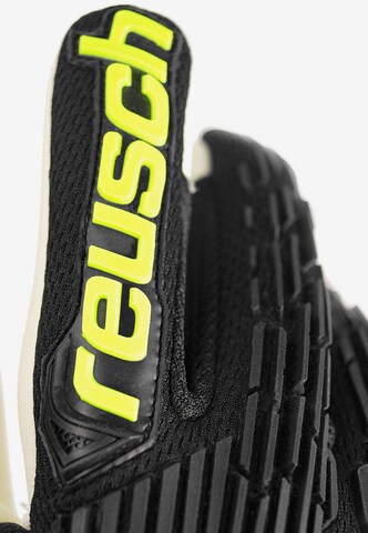 REUSCH Sporthandschuhe 'Attrakt Freegel' in Schwarz