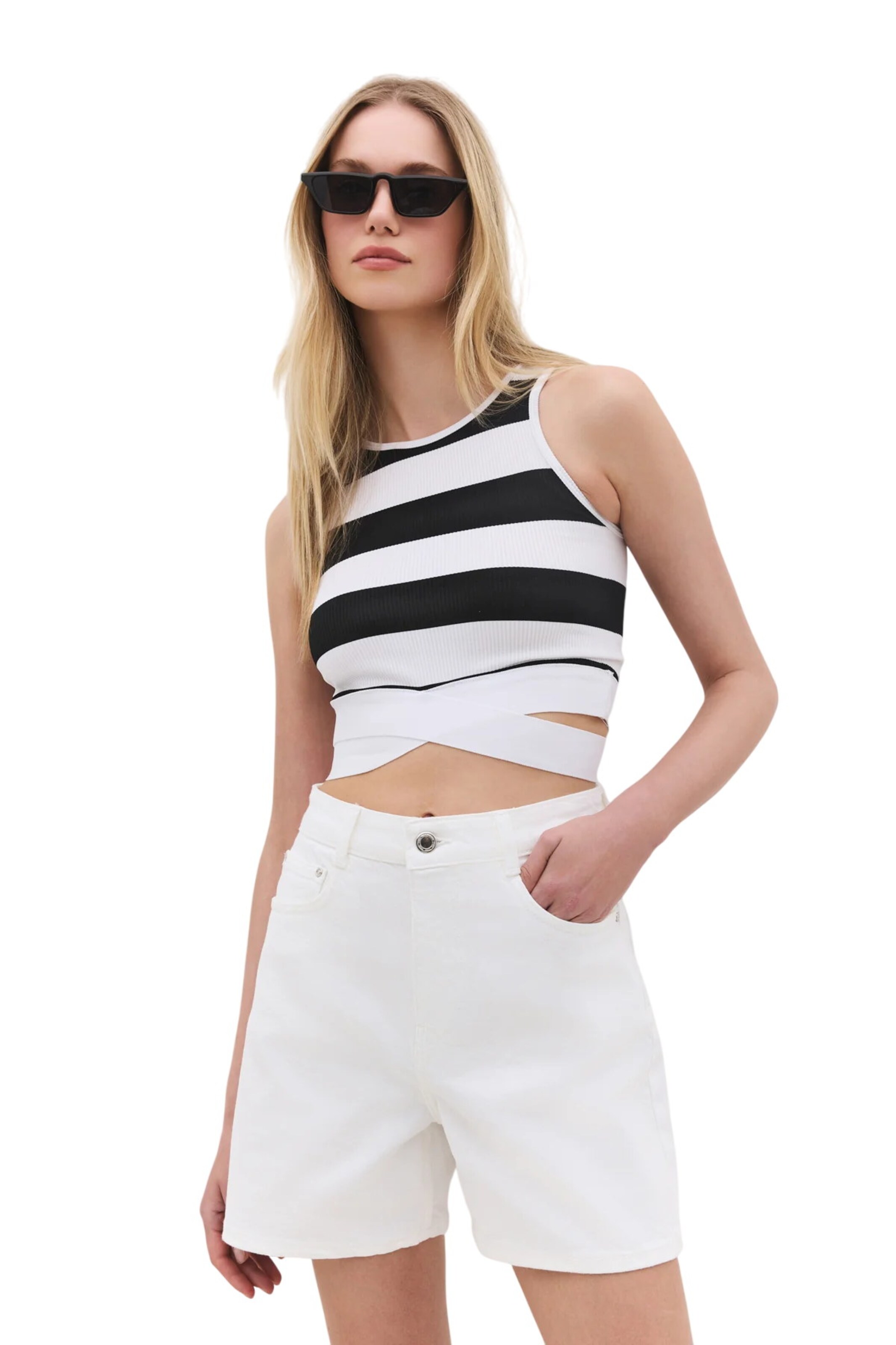 Haut No Matter What en noir : devant