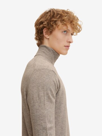 TOM TAILOR Pullover i brun