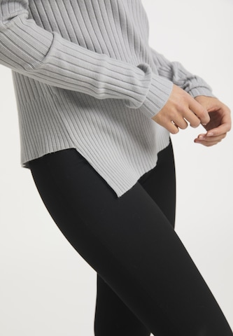 Pull-over usha WHITE LABEL en gris