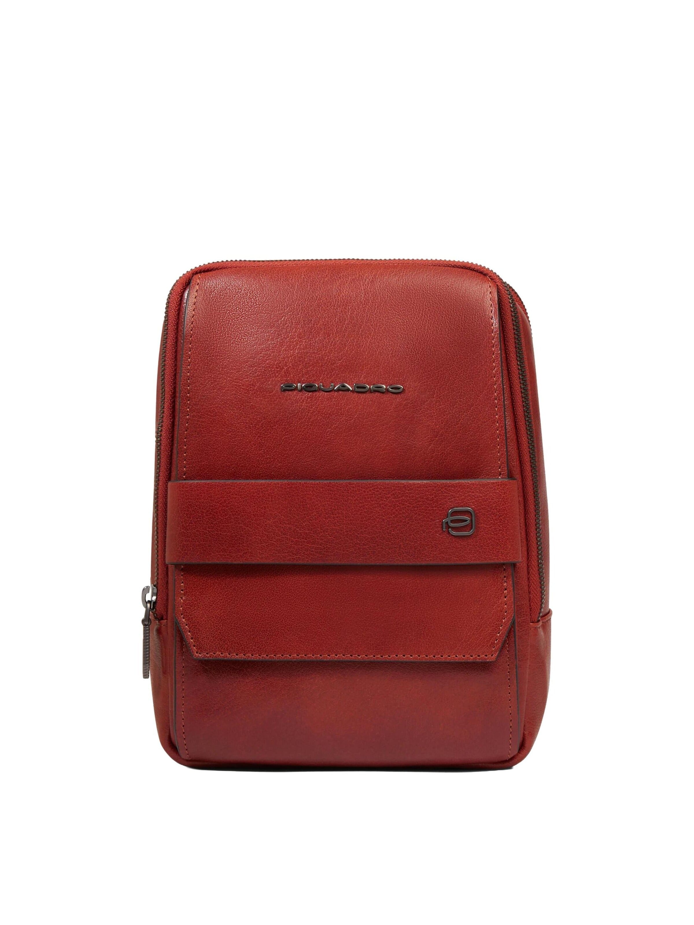 Piquadro Crossbody Bag in Brown: front