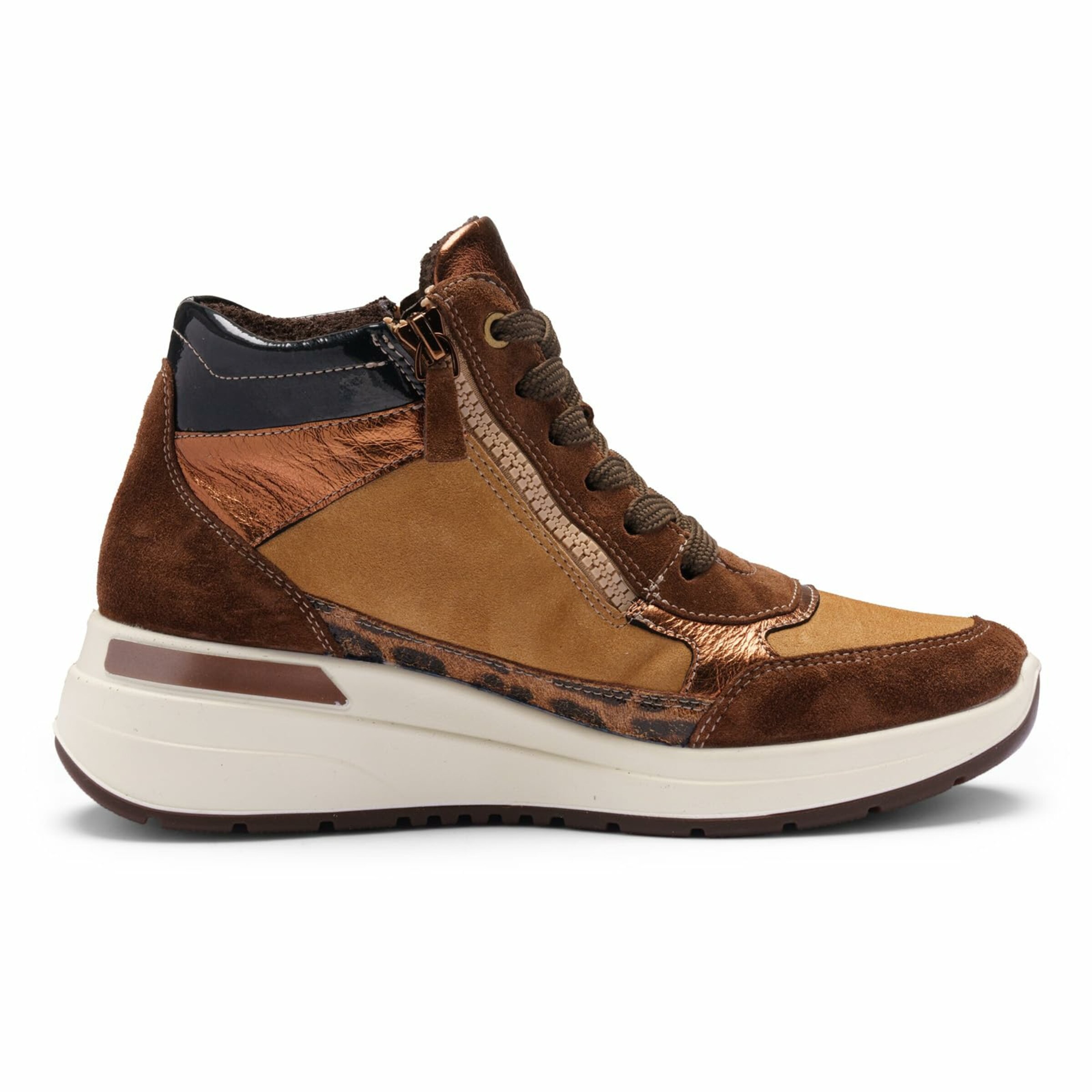 ARA Platform trainers in Brown