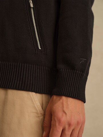 DAN FOX APPAREL Вязаная кофта 'Frederik' в Черный