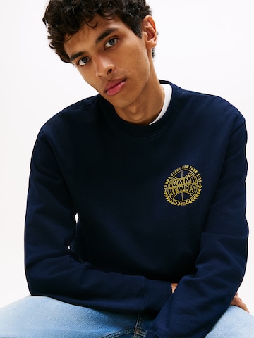 Tommy Jeans - Sweatshirt 'VARSITY' em azul