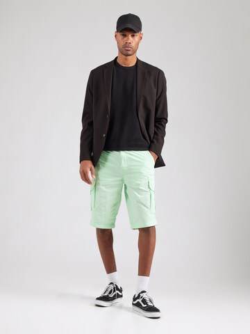 CAMP DAVID - regular Pantalón cargo en verde