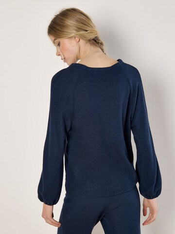 Apricot Sweater ' ' in Blue