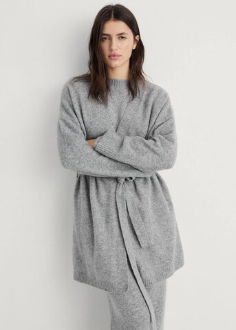 MANGO Strickjacke 'Cami' in Grau: Vorderseite