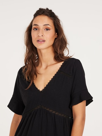 PROTEST Tunika 'PRTTHIRZA' in Schwarz: Vorderseite