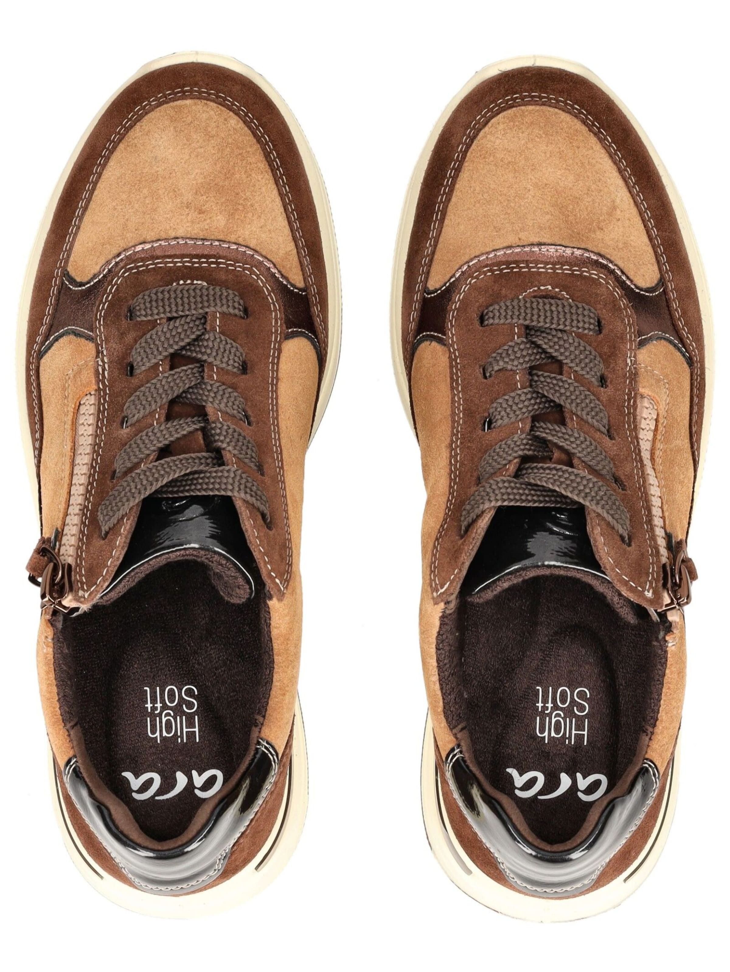 ARA Platform trainers in Brown