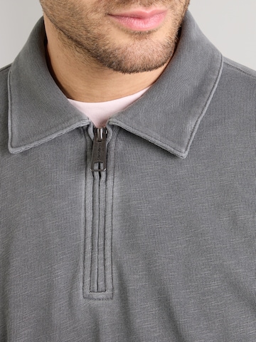 Carhartt WIP - Camiseta 'Chase' en gris