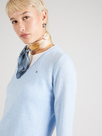 TOMMY HILFIGER Sweater in Blue