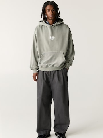 Pull&Bear Sweatshirt in Grey