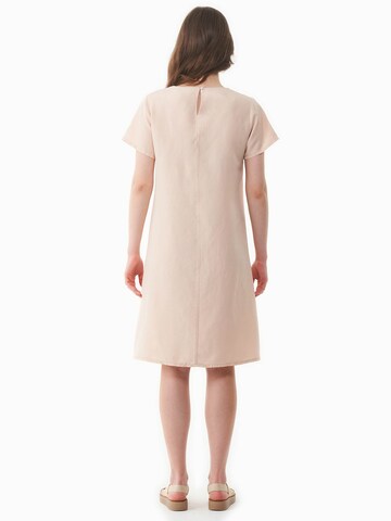 Organication Kleid in Beige