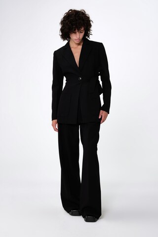 Aligne Blazer in Schwarz