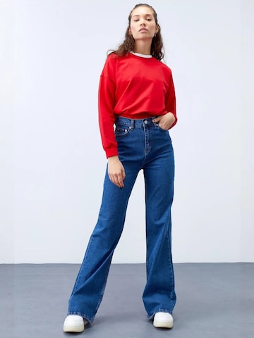 Sweat-shirt Tommy Life en rouge