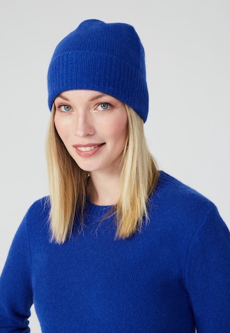 Style Republic Beanie in Blue: front