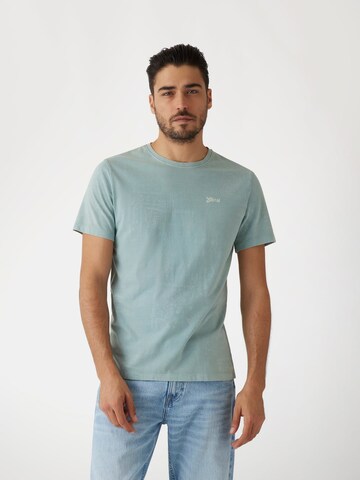 GUESS T-Shirt in Blau: Vorderseite