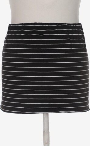 Ulla Popken Skirt in 5XL in Black: front