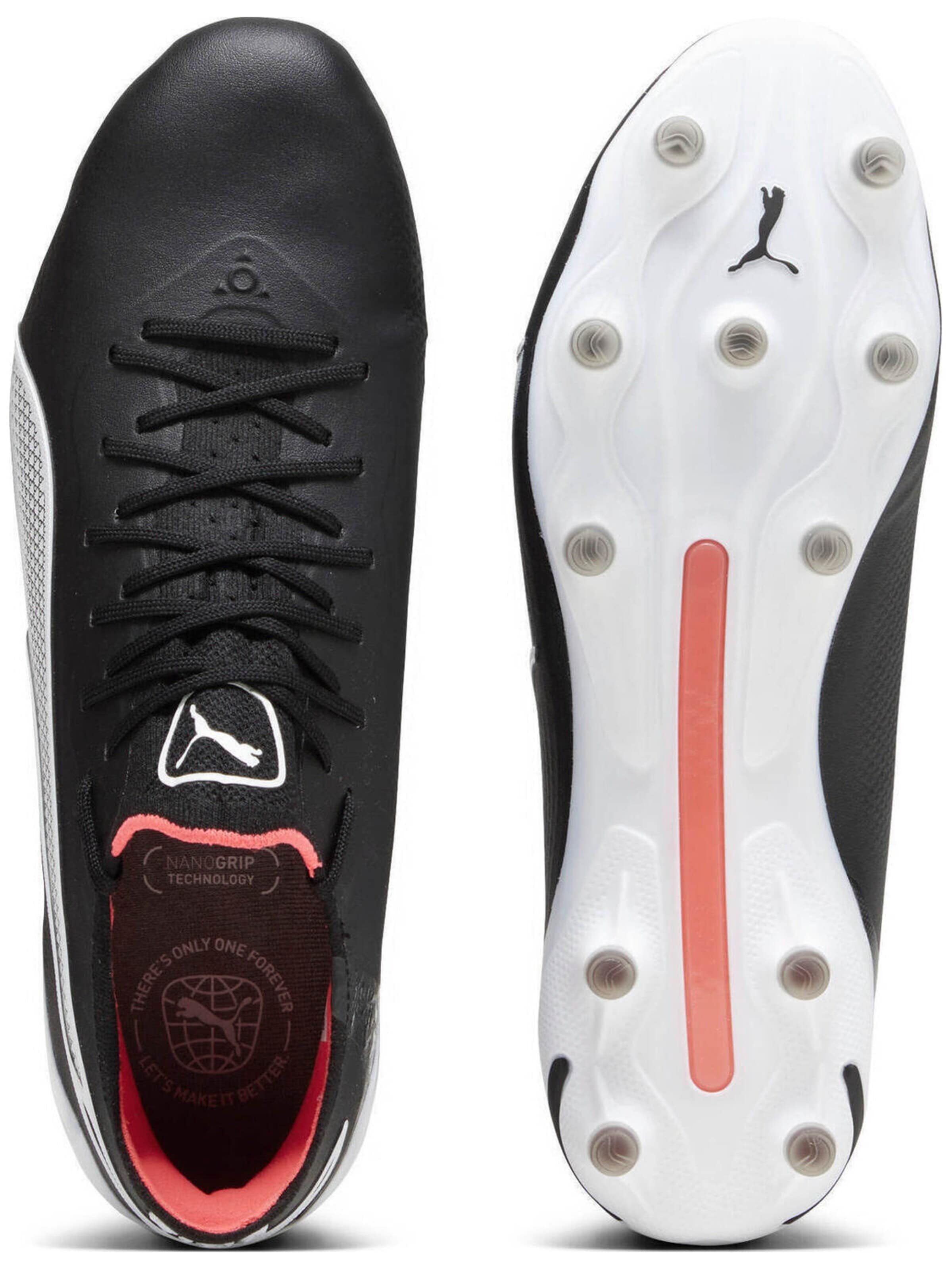 PUMA Soccer shoe 'Puma King Ultimate FG AG' in Black