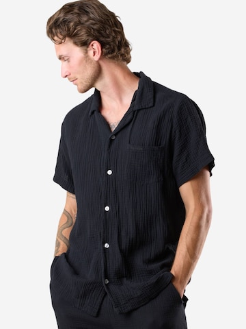 Seaside Regular fit Button Up Shirt in Black