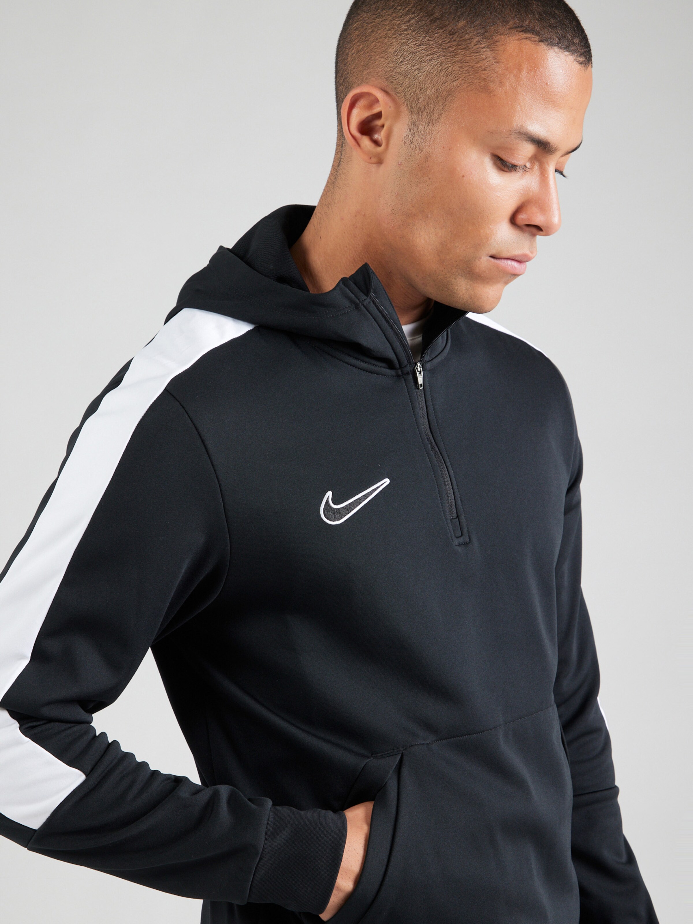 NIKE Athletic Sweatshirt Academy in Black ABOUT YOU