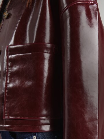 FRNCH PARIS Between-season jacket in Red