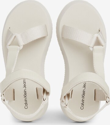 balta Calvin Klein Jeans Sandalai