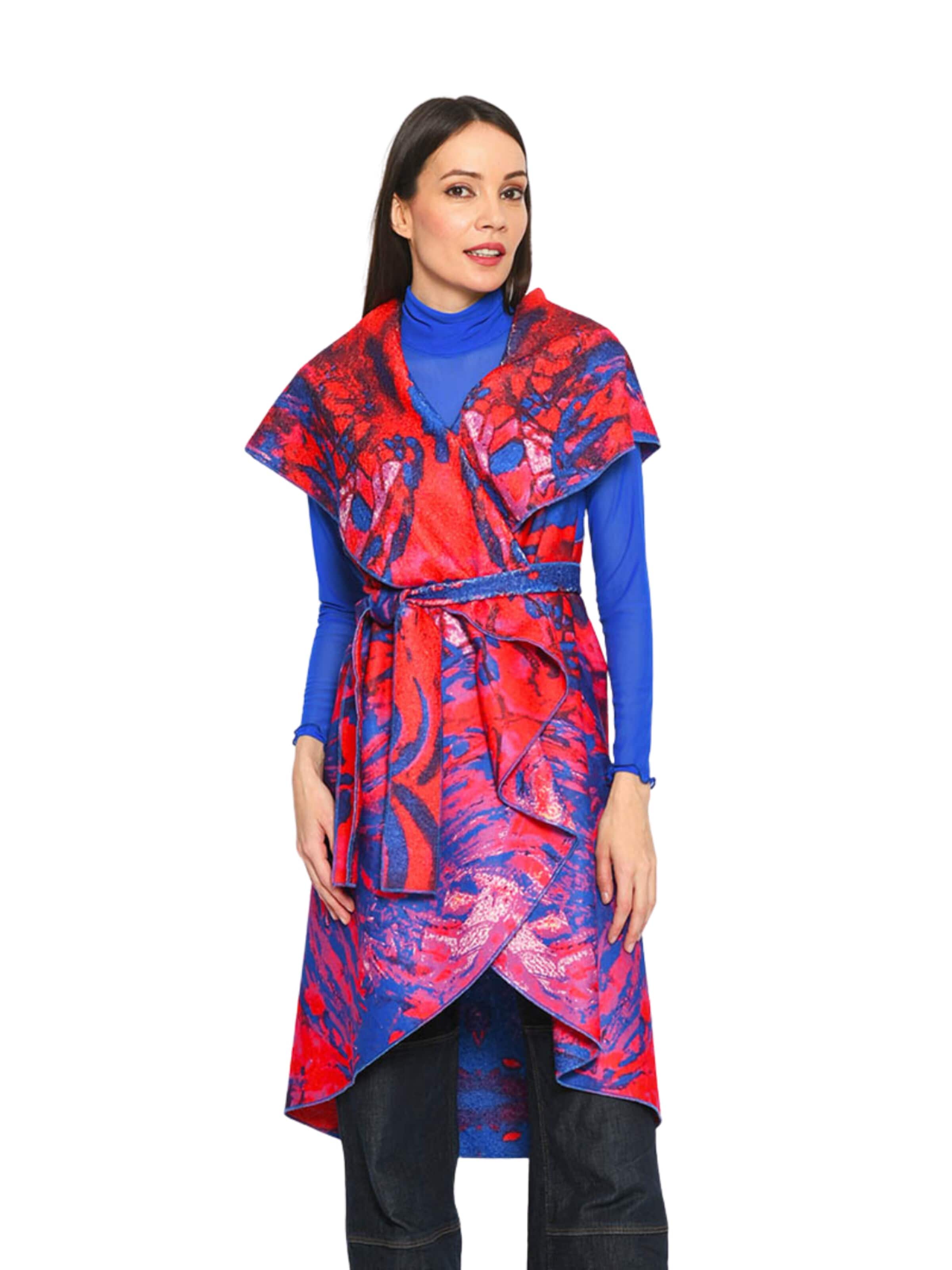 Csillag Zsuzsi Vest 'Dina' in Red: front