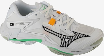 MIZUNO Sportschoen 'Wave Lightning Z8' in Wit: voorkant
